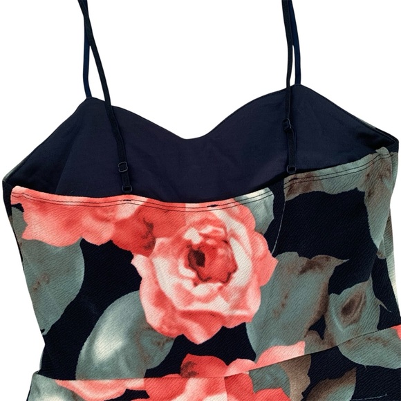 NWOT Floral Sweetheart Neckline Mini Dress - Picture 4 of 10